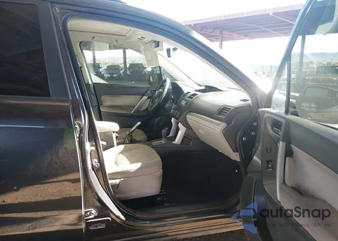 2015 Subaru Forester 2.5I Premium из США, поврежденный, VIN JF2SJADC0FH437900